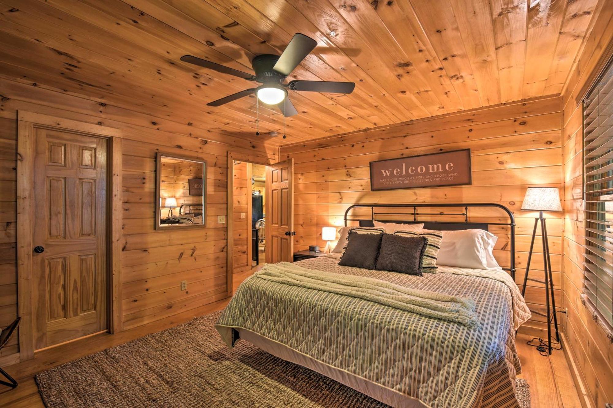 Blue Ridge Cabin Hot Tub, Fire Pit And Grill! 外观 照片